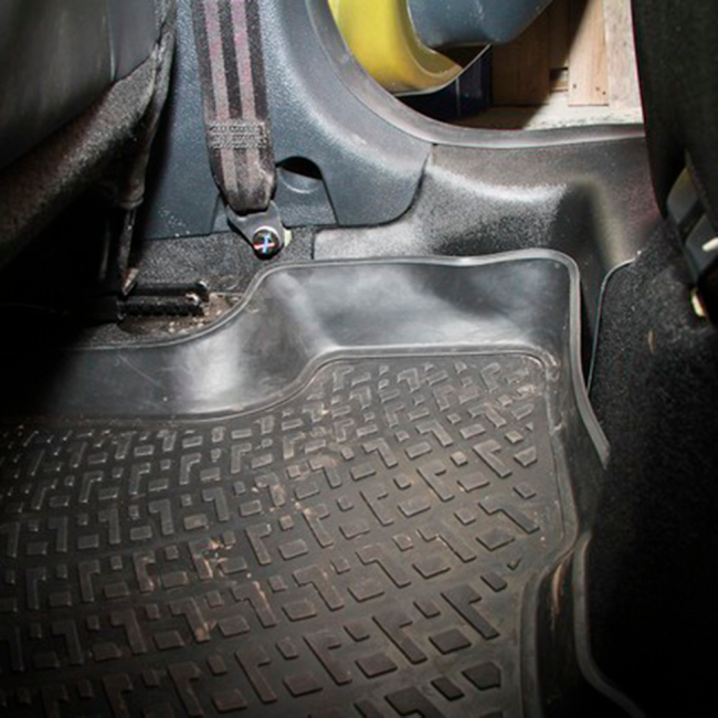 Накладки на ковролин задние "АртФорм" Renault Sandero Stepway (2014-н.в.) 2 штуки купить в интернет-магазине tuning63