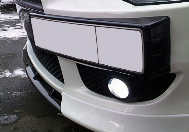 Рамка под номер на передний бампер Mitsubishi Lancer X (2010-2016 г.в.) купить в интернет-магазине tuning63