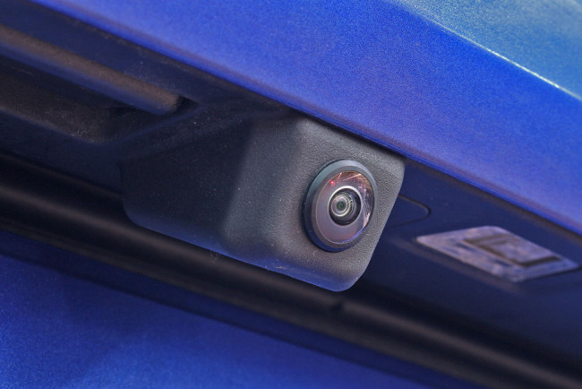 Защита камеры заднего вида BMW X6 (2019-н.в.) купить в интернет-магазине tuning63