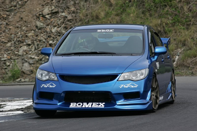 Бампер передний "Bomex" Honda Civic 4D купить в интернет-магазине tuning63